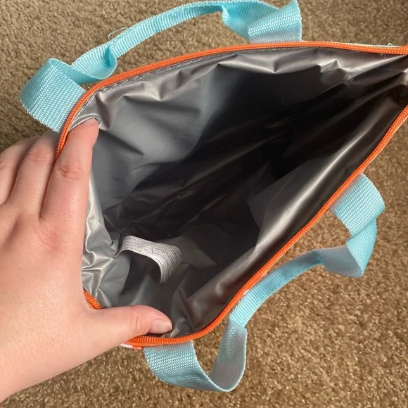 Orange lunch tote - Picture 2 of 3